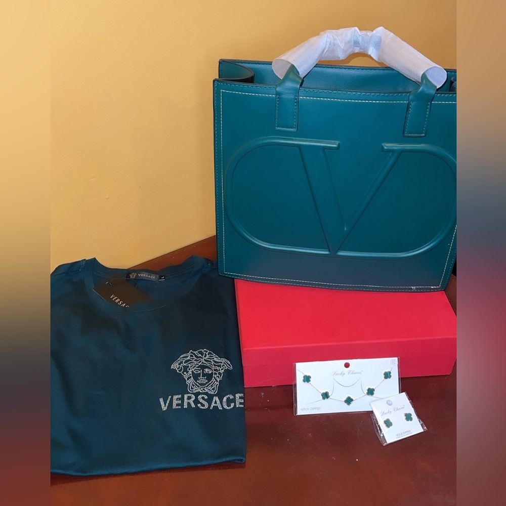VERSACEe T-Shirt